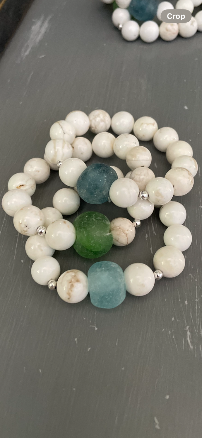 White turquoise and seaglass bracelet