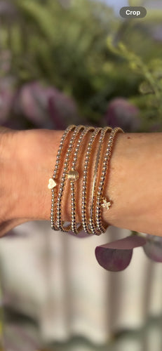 Set of 6 bracelets