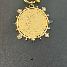 Coin pendant necklace