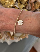 Flower charm bracelet