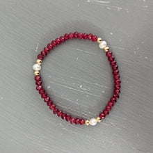 Gemstone bracelet w/ 3 pearls and gold filled beads