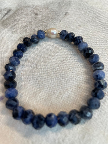 Lapis bracelet with pearl
