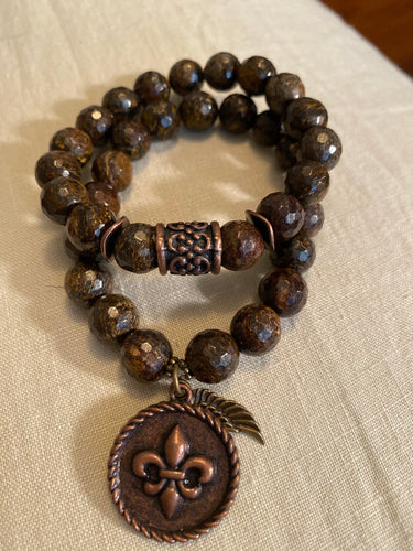 Sale:  bronzite bracelet with antique copper charms -10mm