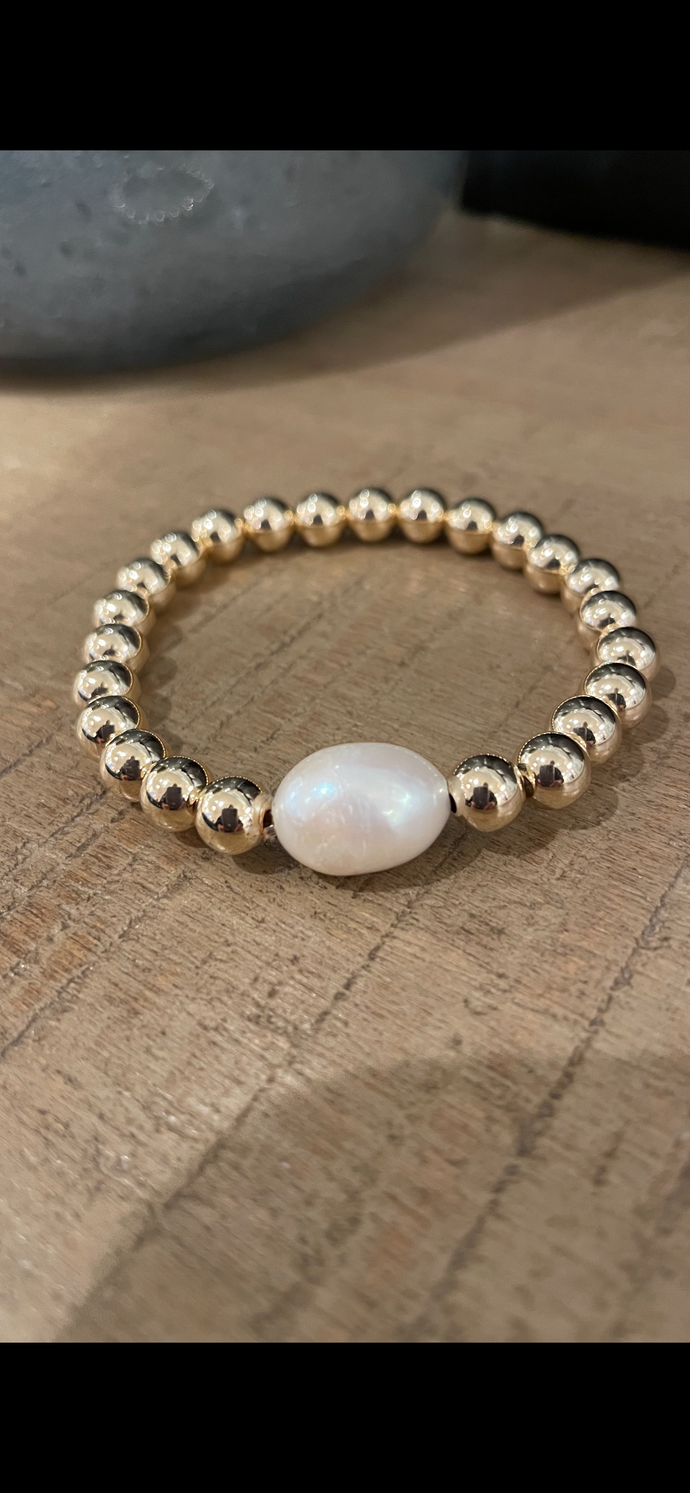 6mm gold filled bracelet with oval pearl bracelet